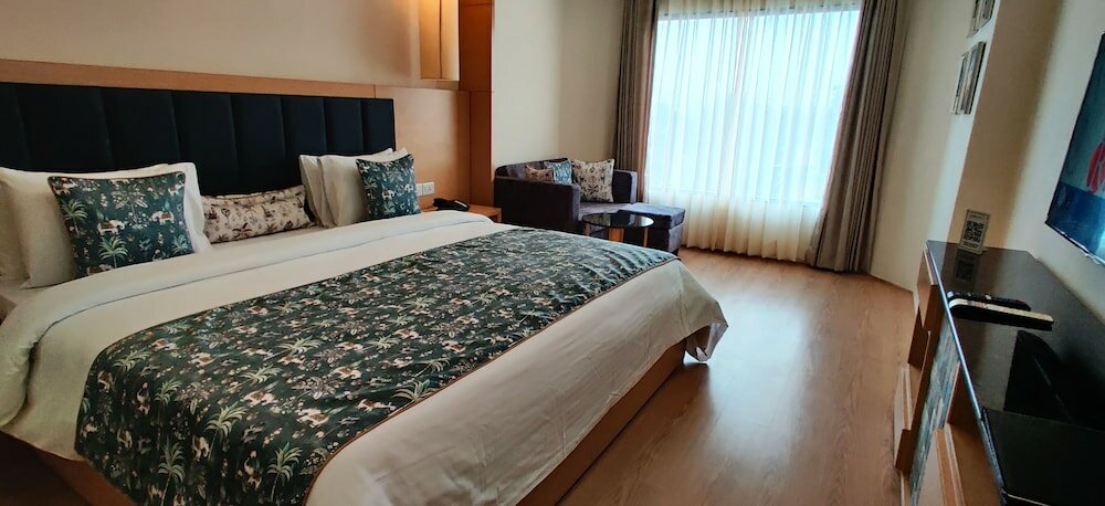 Фото Radiant Globus Hotel