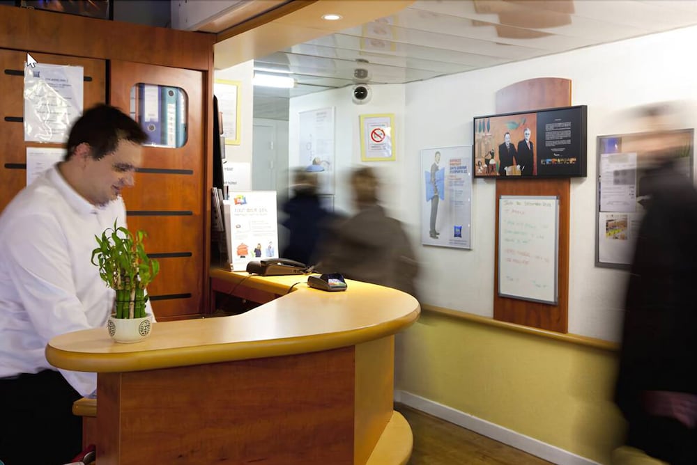 Фото Ibis budget Carcassonne La Cité