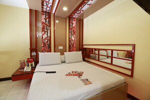 Hotel Sogo Alabang Rotonda (National Capital Region, City of Muntinlupa, MCX - Daang Hari Rotonda), hotel