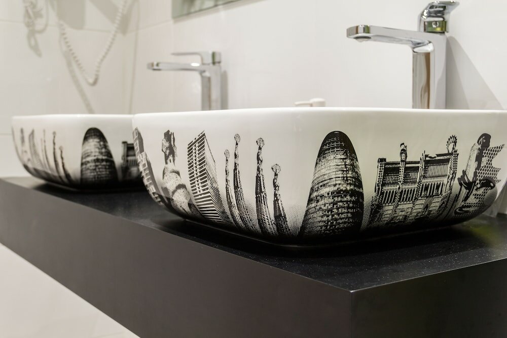 Фото The Central House Barcelona Gracia - Hostel