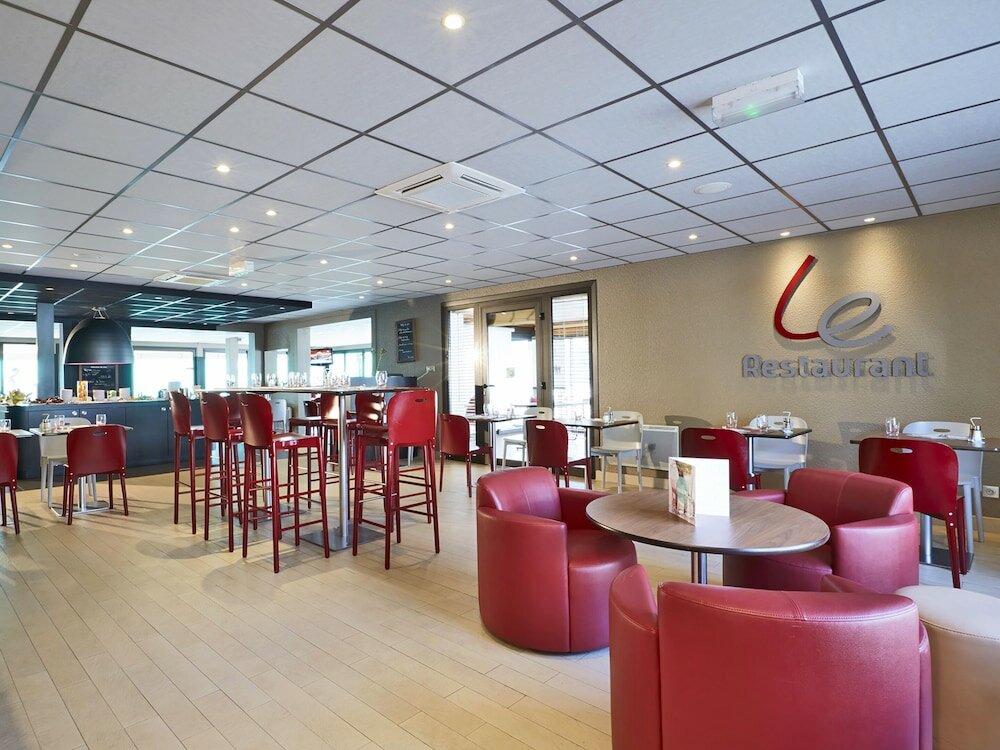 Фото Hotel Campanile Saint Etienne Centre - Villars