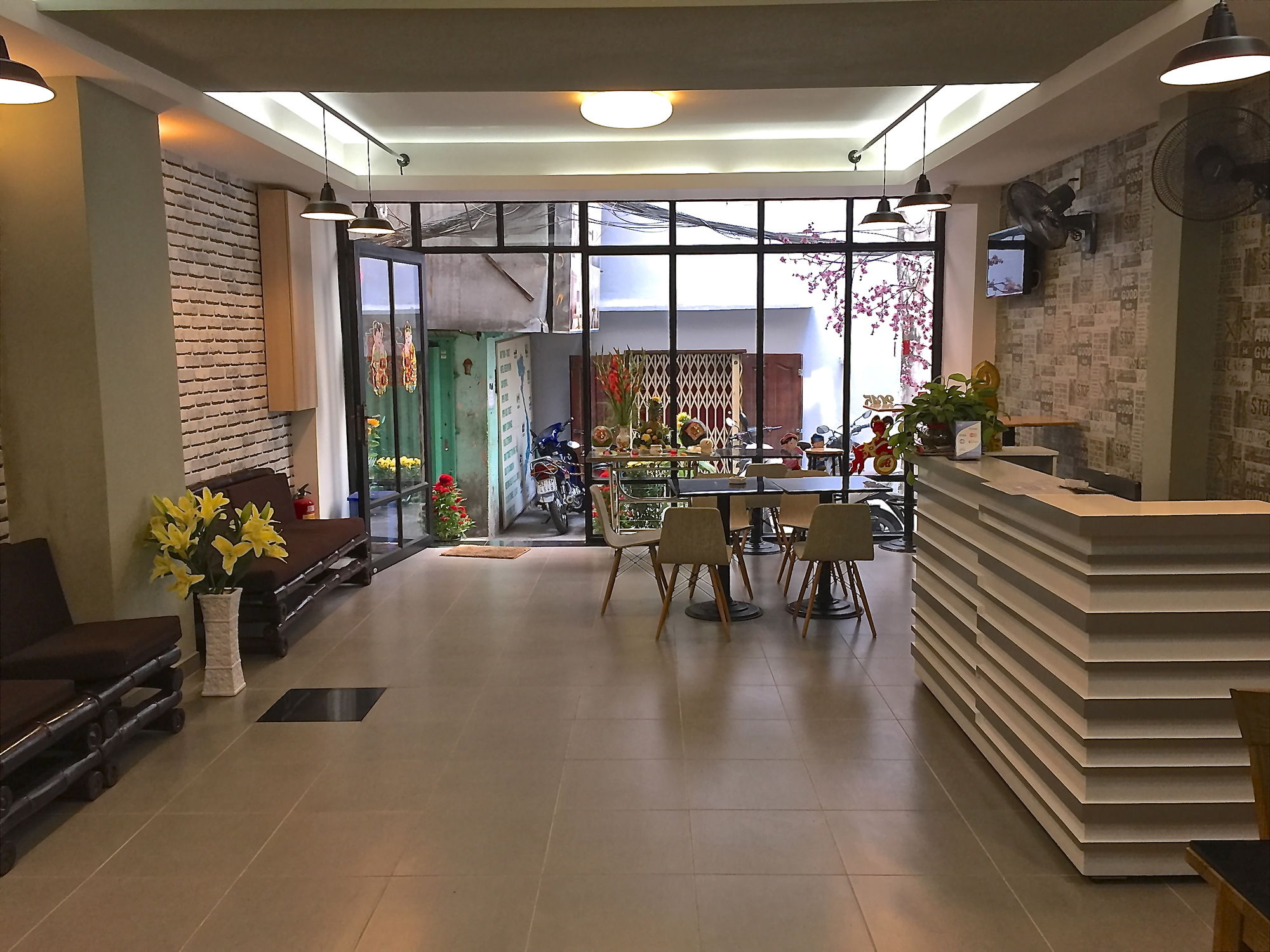 Фото Galaxy Boutique Hotel