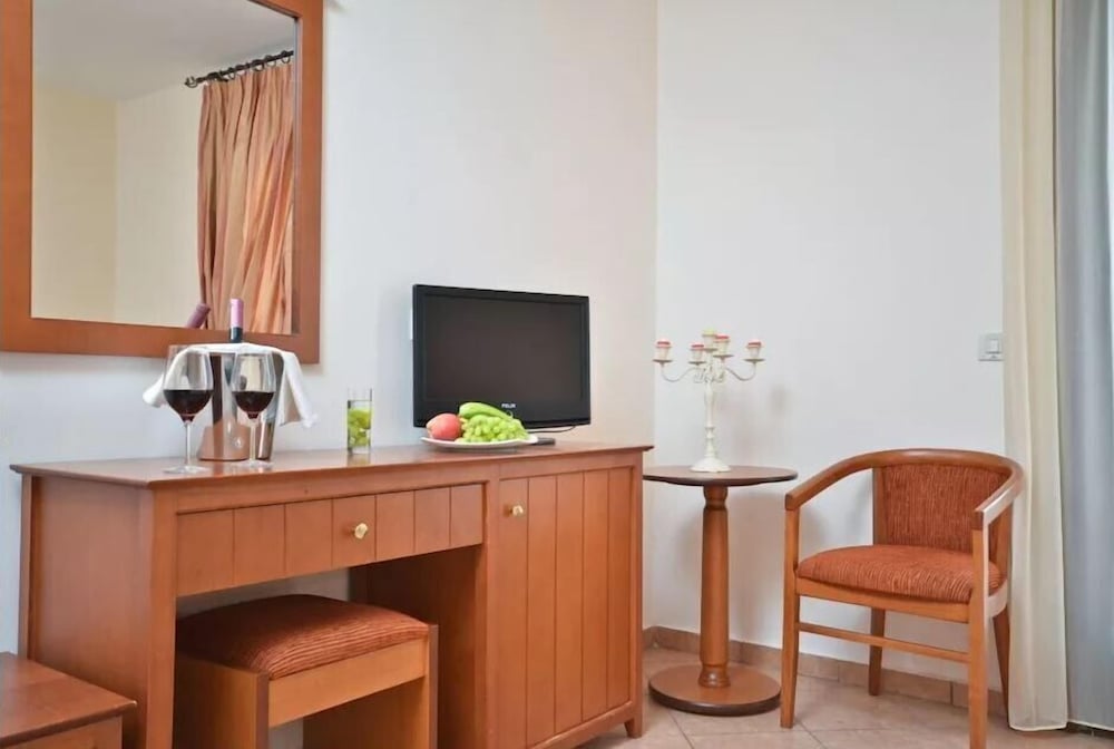 Фото Naxos Resort Beach Hotel