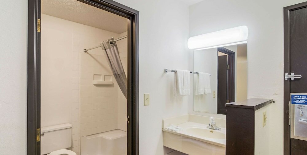 Фото Motel 6 Fargo, Nd - South