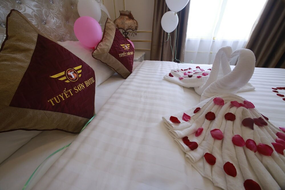 Фото Tuyet Son Hotel