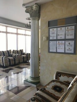 Фото Golden Pearl Hotel