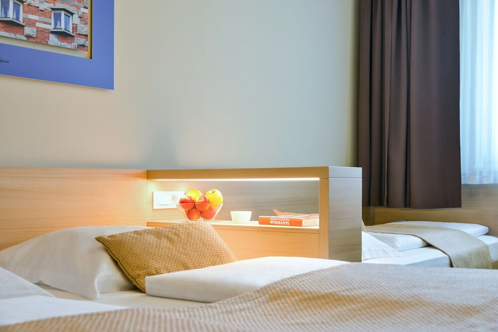 Фото Ahotel Hotel Ljubljana