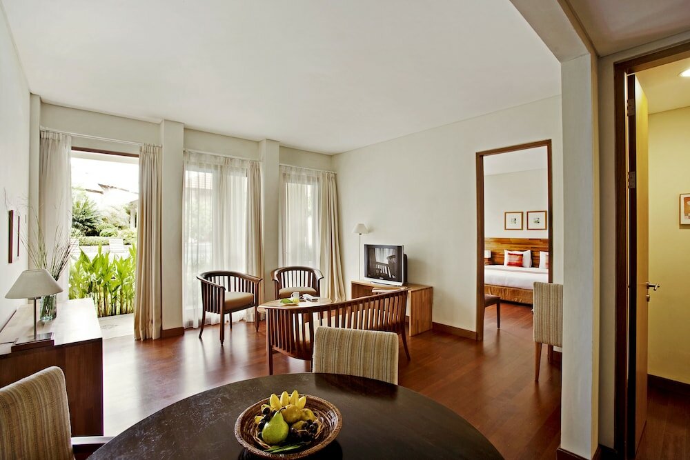 Фото Billiton Hotel & Klub