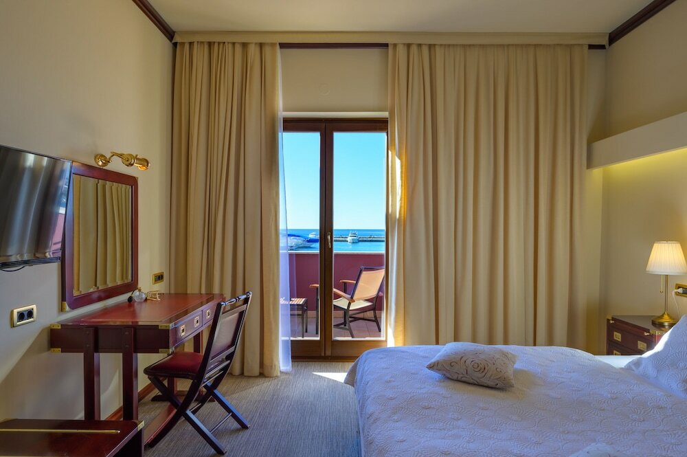 Фото Hotel Nautica