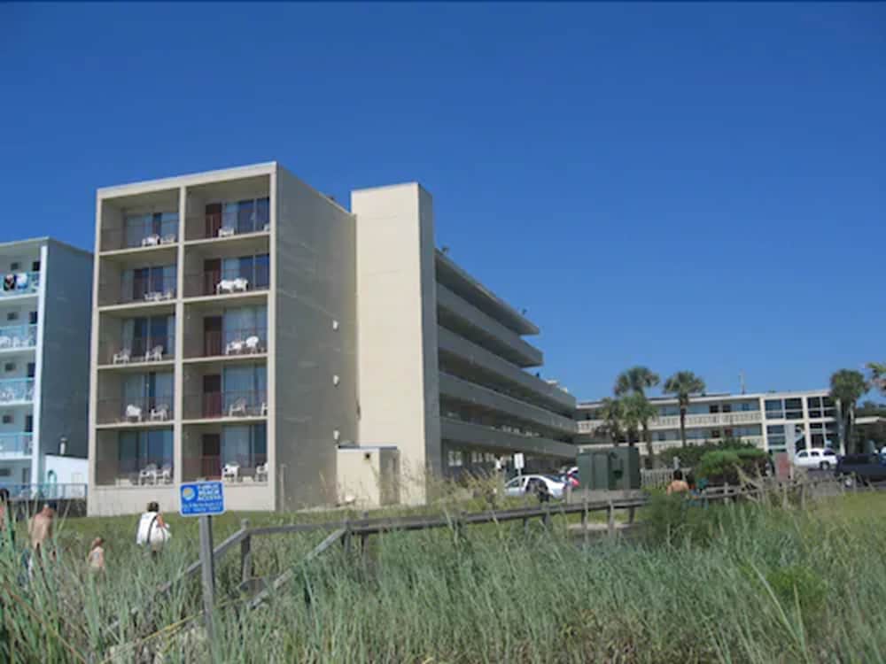 Фото The Oceanfront Viking Motel