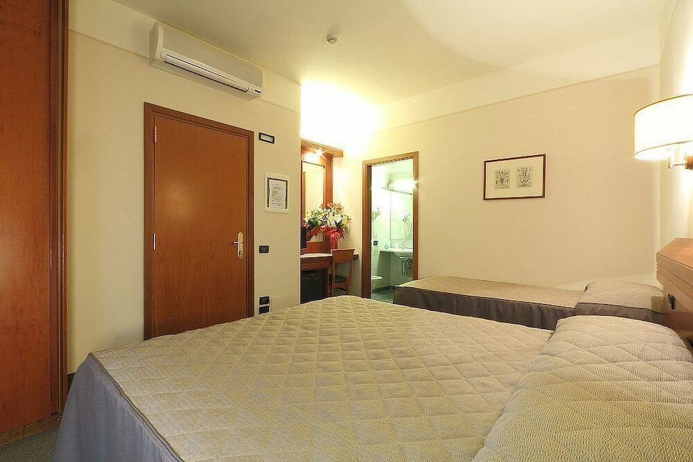 Фото Hotel Arcadia