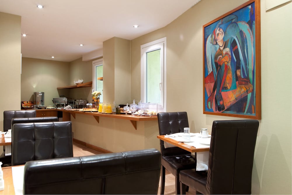 Фото Ateneo Hotel