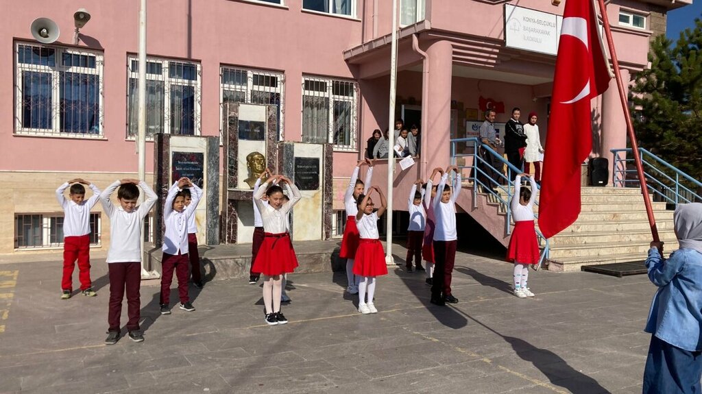 School Basarakavak Middle School, Konya, photo