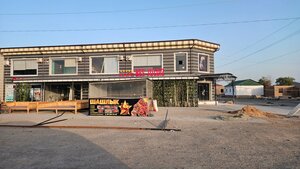 Bes Juldiz (Nukus, Xojeli shoh koʻchasi, 105), cafe