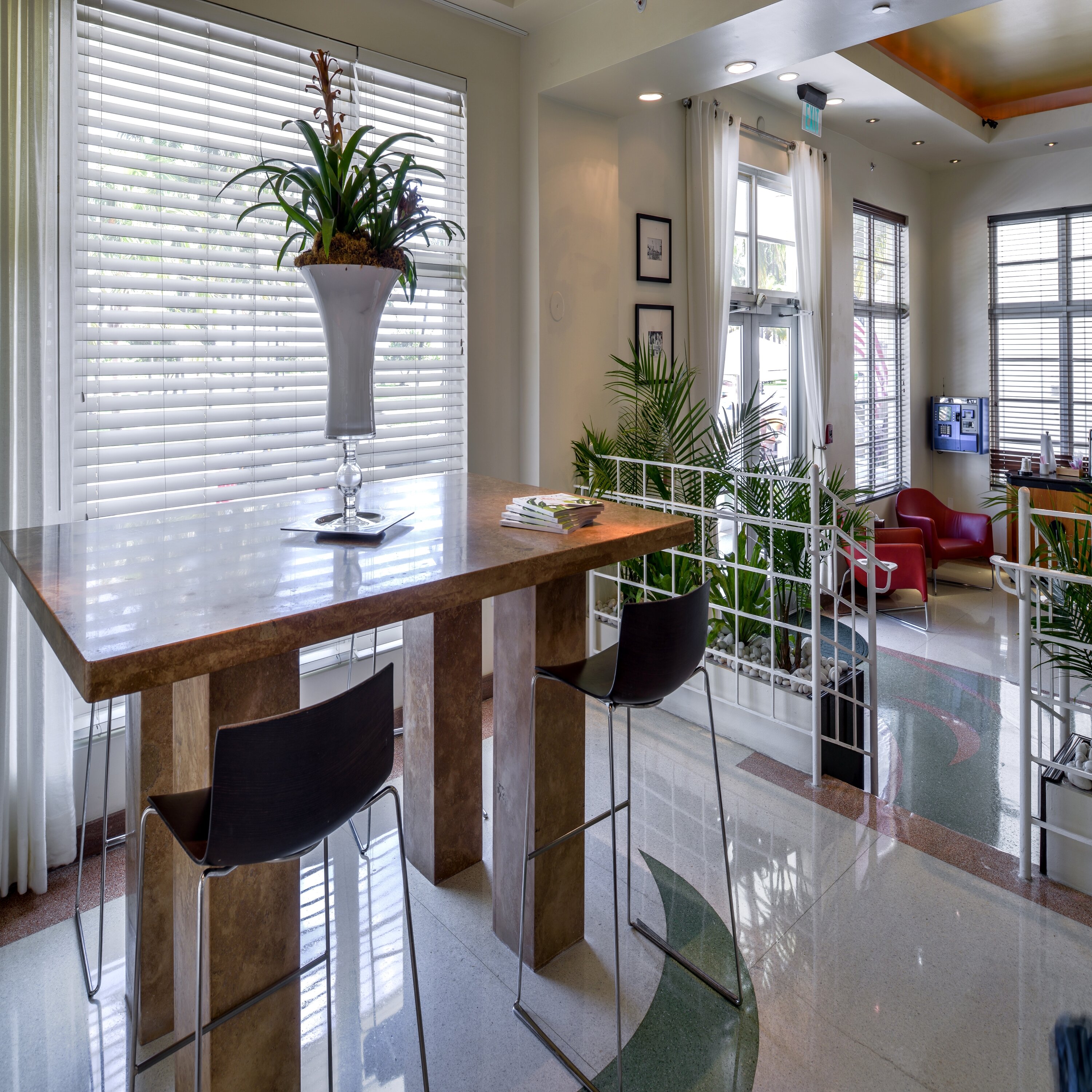 Фото Hilton Vacation Club Crescent on South Beach Miami