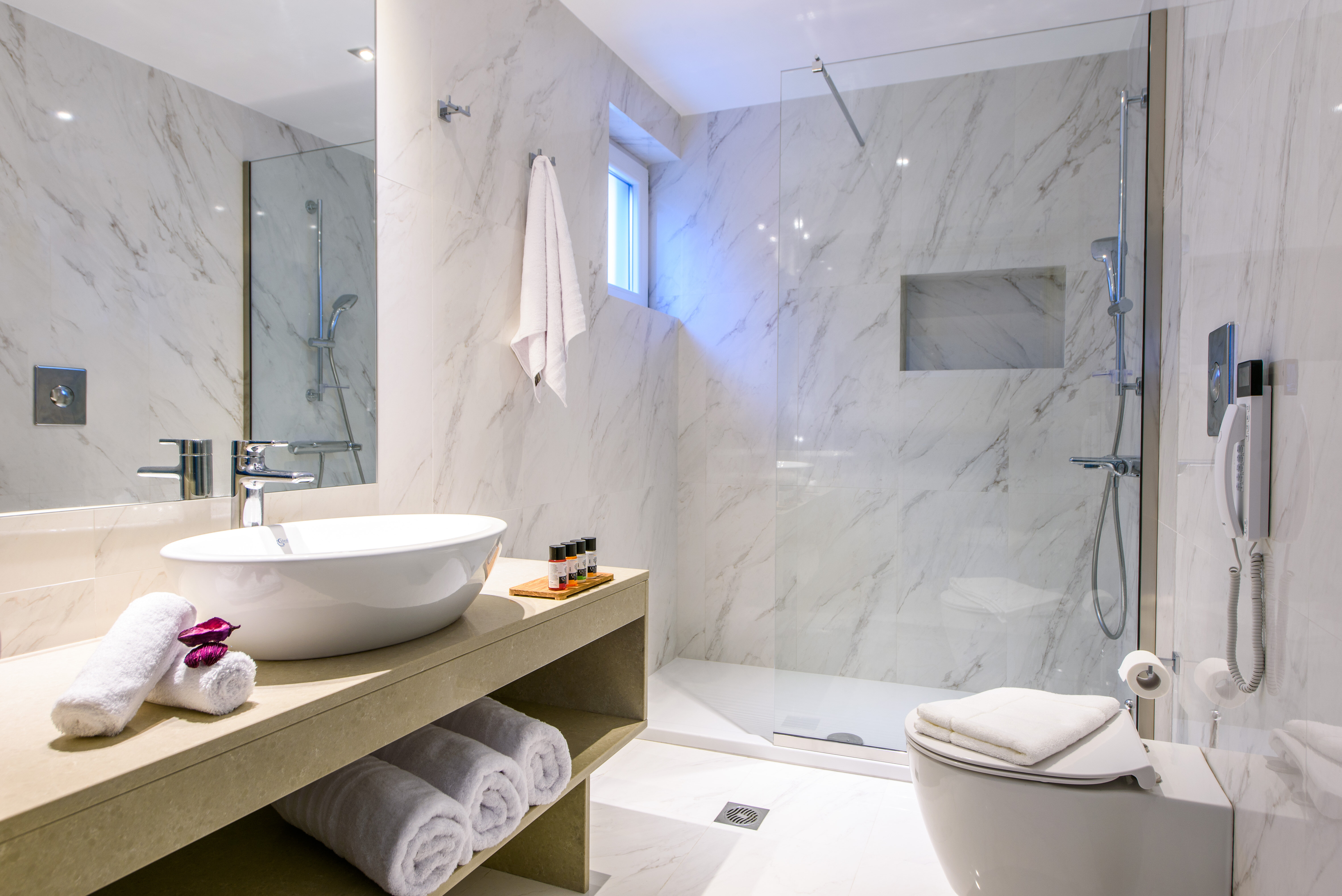 Фото Elysian Suites