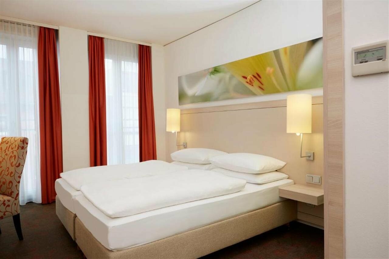 Фото H+ Hotel München