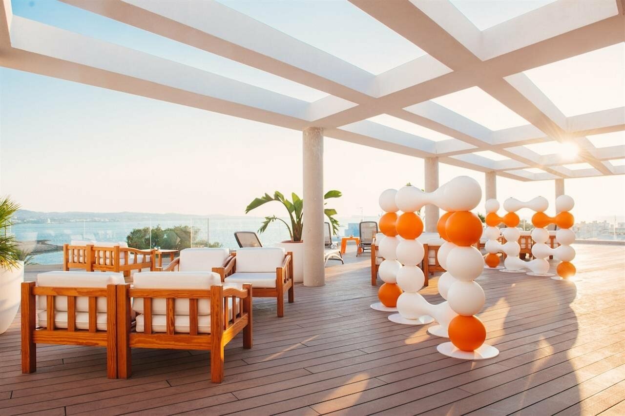 Фото Hotel Abrat