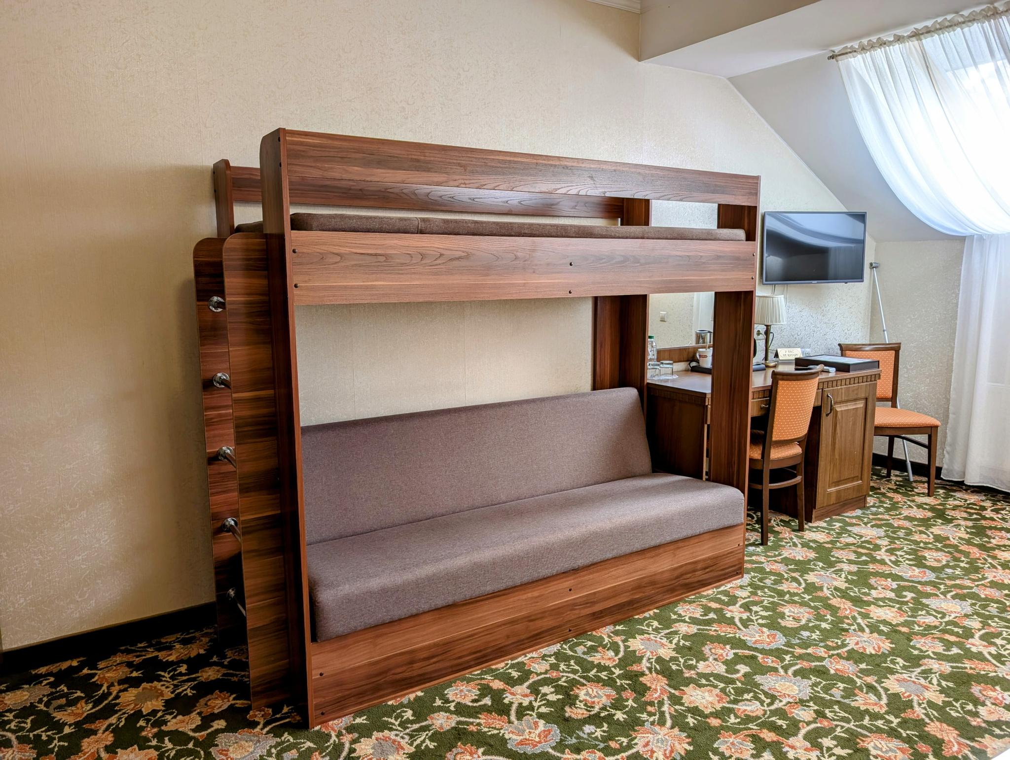 Фото Двор Подзноева, Бизнес корпус