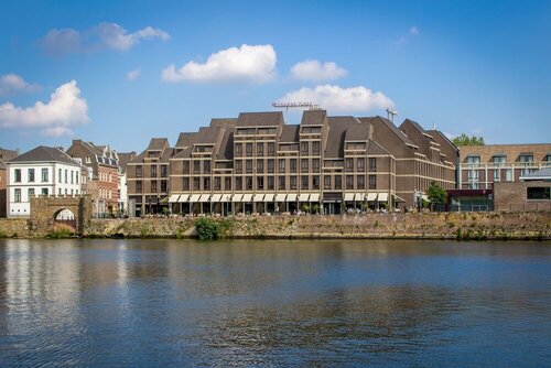 Внешний вид отеля Crowne Plaza Maastricht, an Ihg Hotel в Маастрихте, фото 5