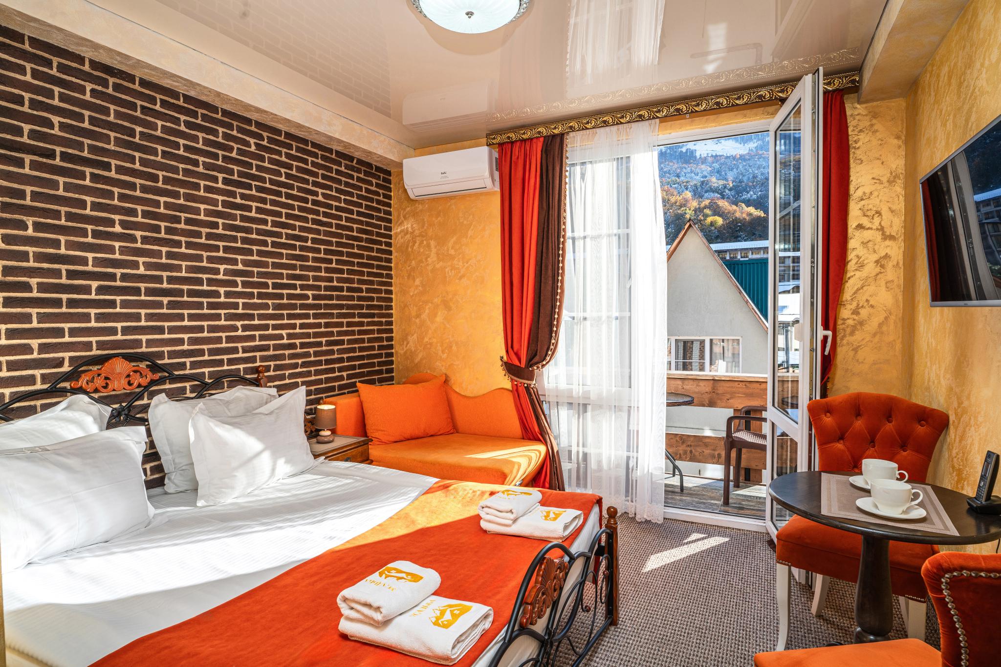 Фото отеля 2