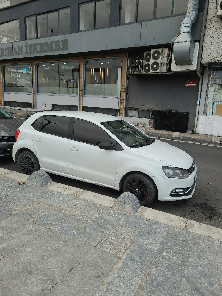 ATM Ing ATM, Istanbul, photo