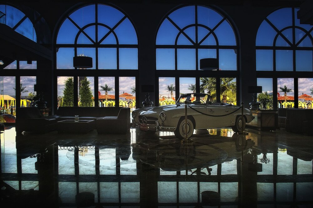 Фото Villa Plaza Boutique Hotel & SPA