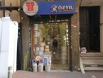 Ozyil Electrics (İstanbul, Beyoğlu, Bereketzade Mah., Şair Ziya Paşa Cad.), cable y alambre