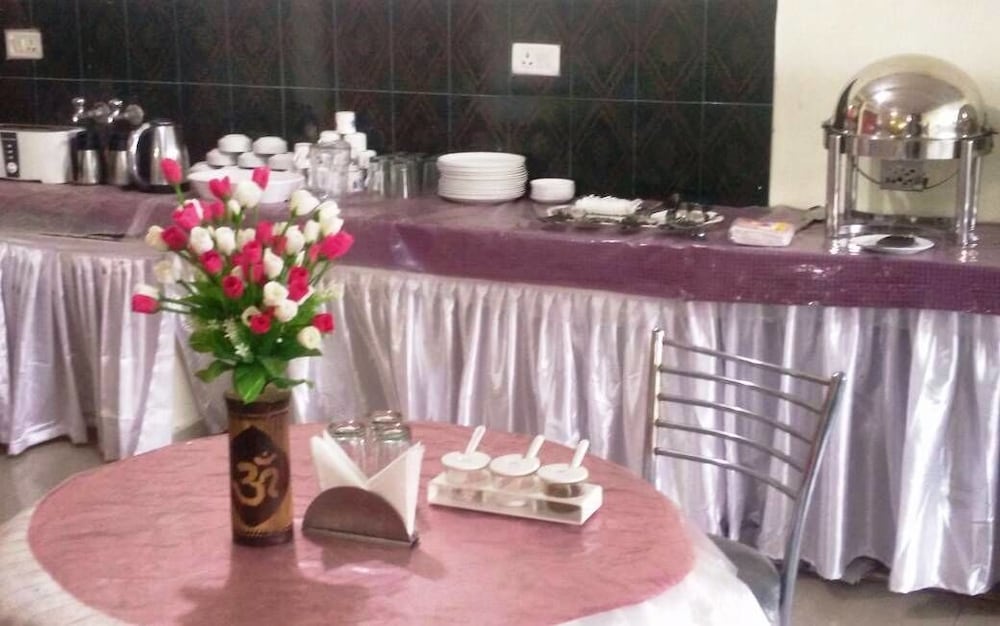 Фото Hotel Orchid Bodhgaya