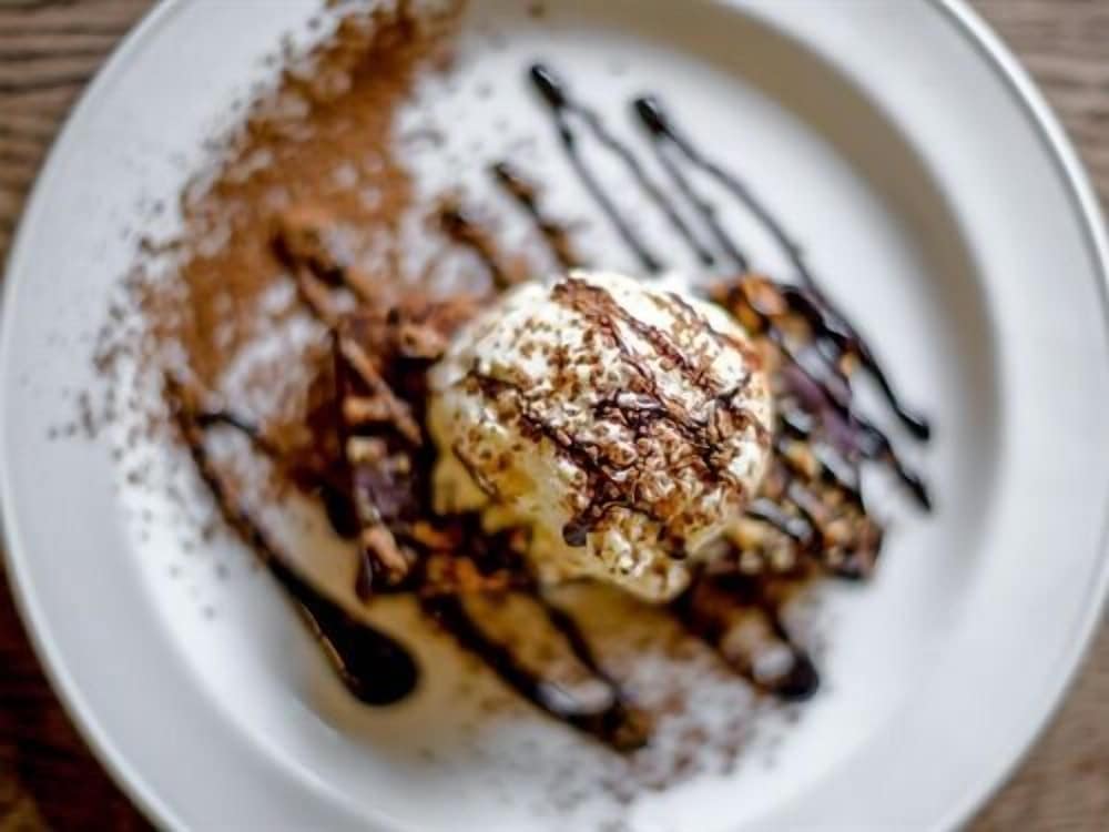 Фото The White Horse Inn