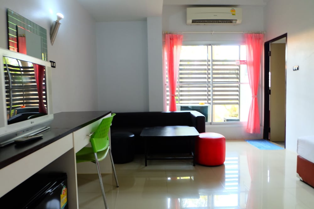 Фото Golden Place Guesthouse