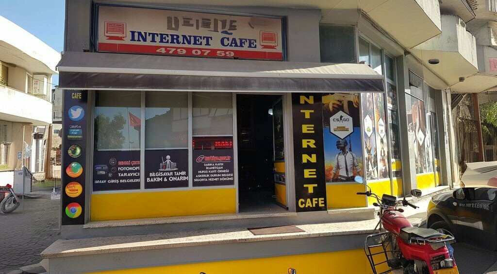 Internet cafe Yavuz Internet Cafe, Izmir, photo