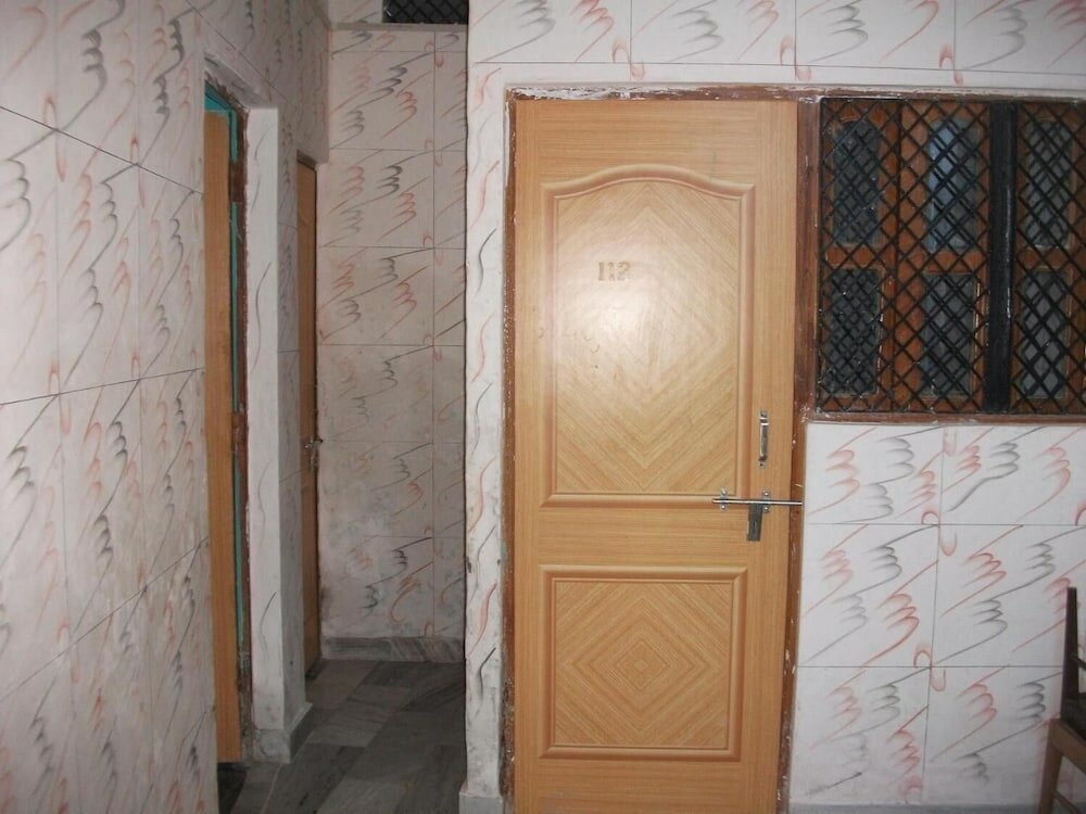 Фото Shree Hare rama hare krishna guest house