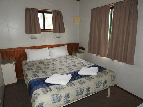 Гостиница Victoria Lake Holiday Park в Шеппартоне