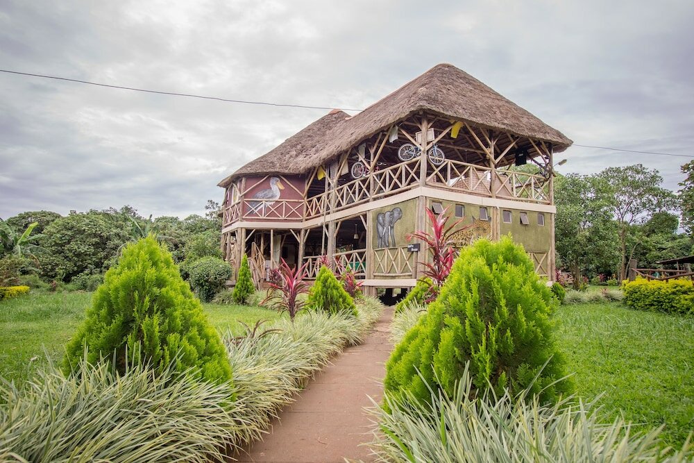 Фото Roots Retreat and Camping Resort