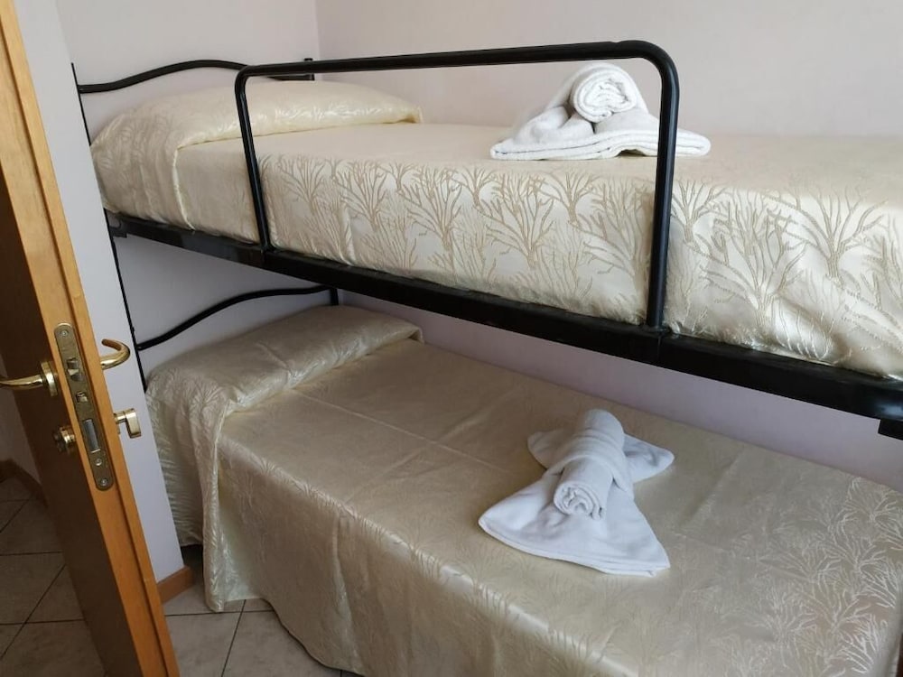 Фото Residence 3 Trilo & Suites