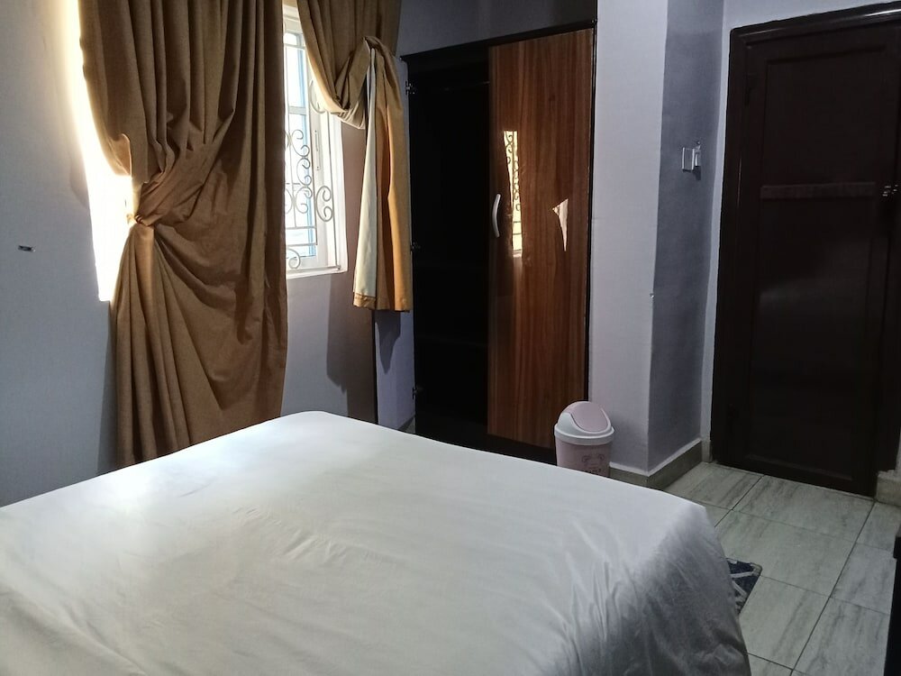 Фото Degok Hotel