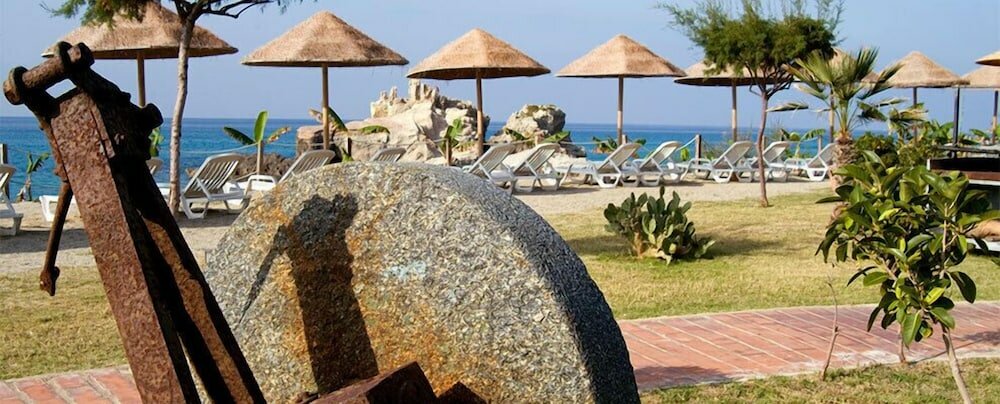 Фото Sunshine Beach Resort