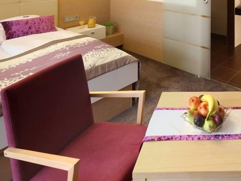 Фото Hotel Lenauhof