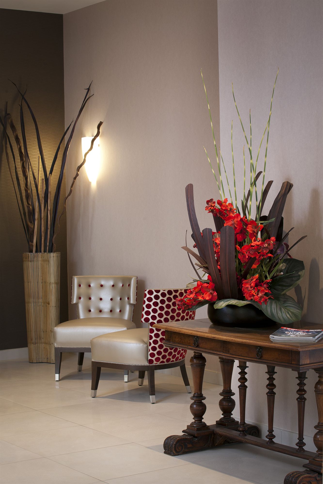 Фото Hotel Les Nations The Originals Boutique Vichy