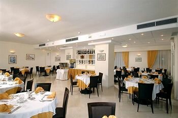 Гостиница Hotel La Meridiana в Сорренто