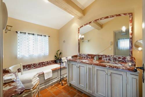 Фото La Bastide Saint Antoine