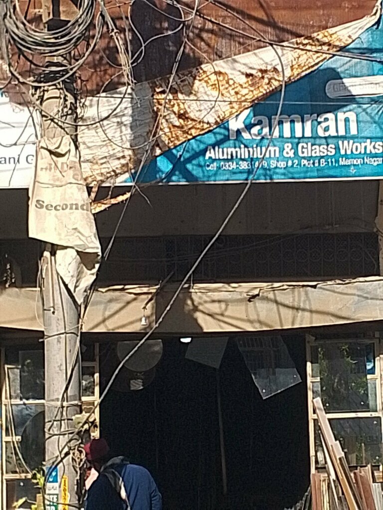 Translucent constructions Kamran, Karachi, photo