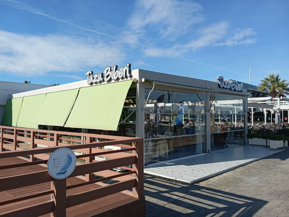 Restaurant Tuzu Biberi İzmir Marina, Izmir, photo