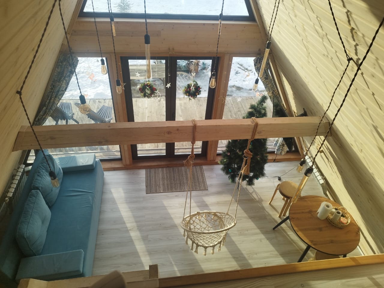 Фото Дом у лесного озера