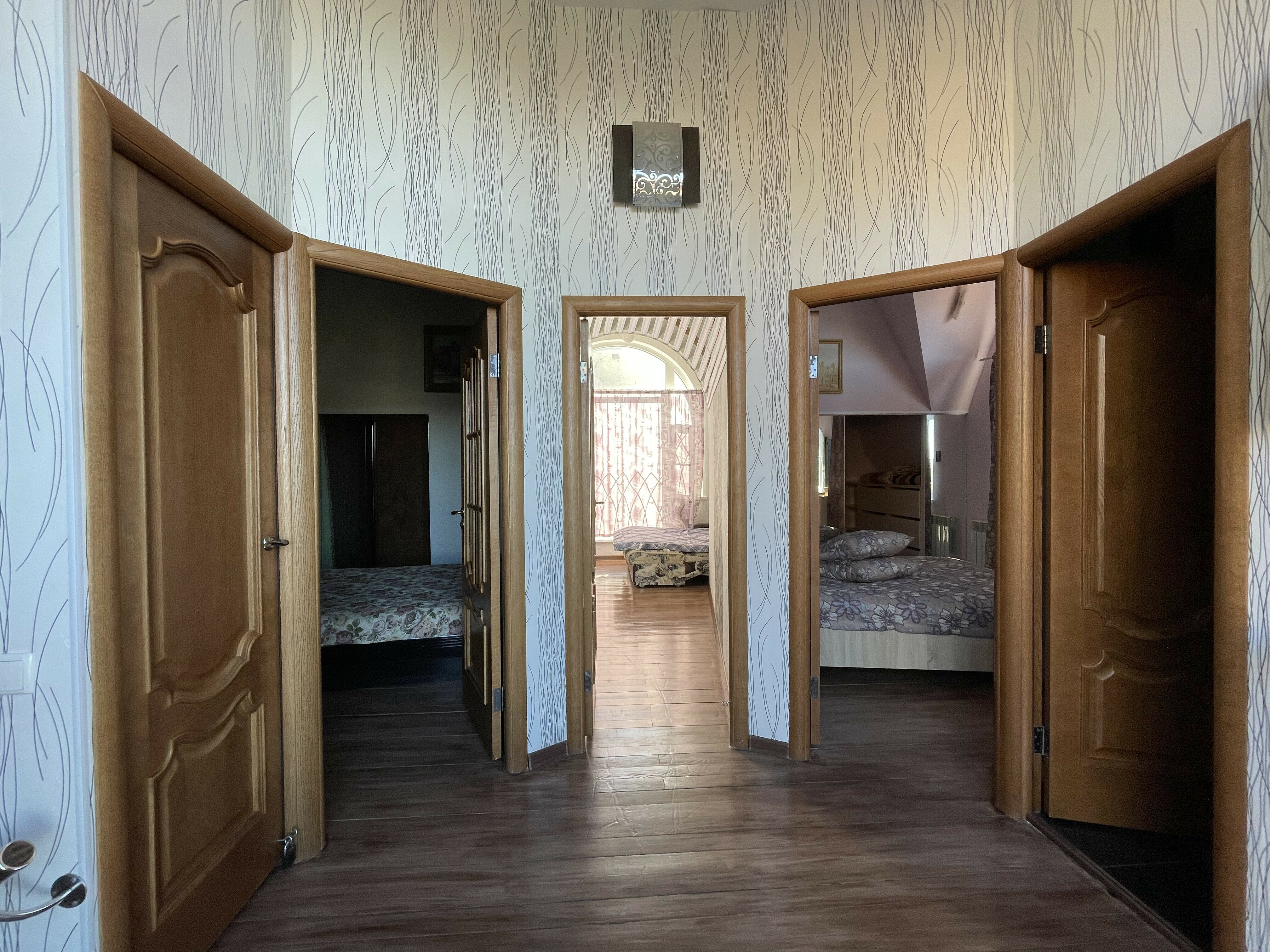 Фото Mountain Cottage