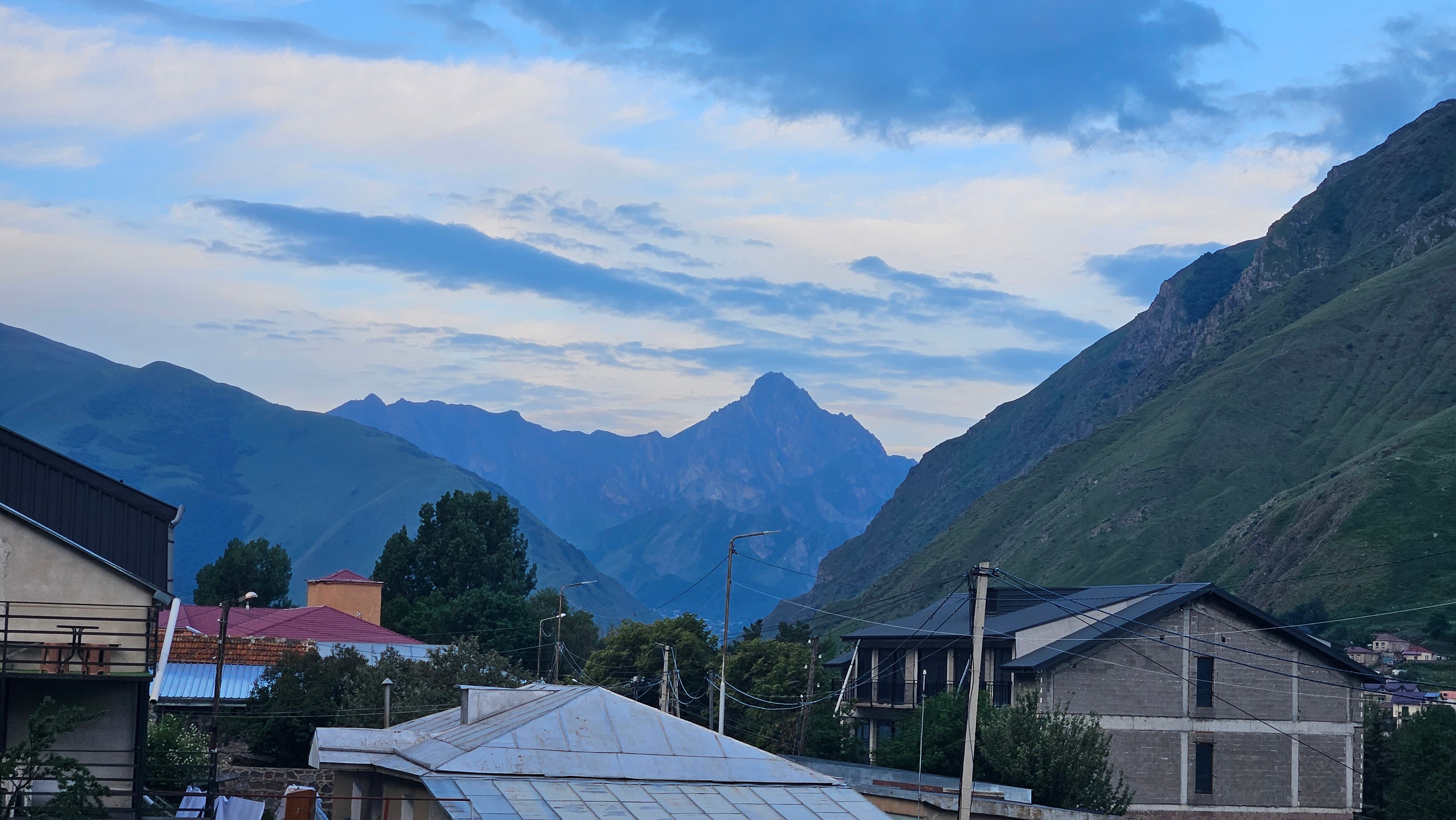 Фото Hotel Axien Kazbegi