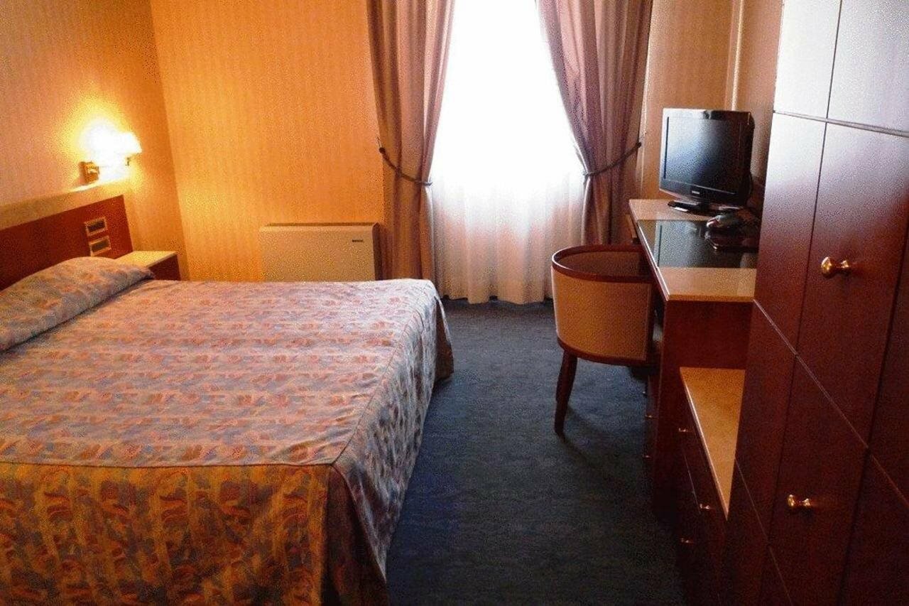 Фото Hotel Astra Ferrara