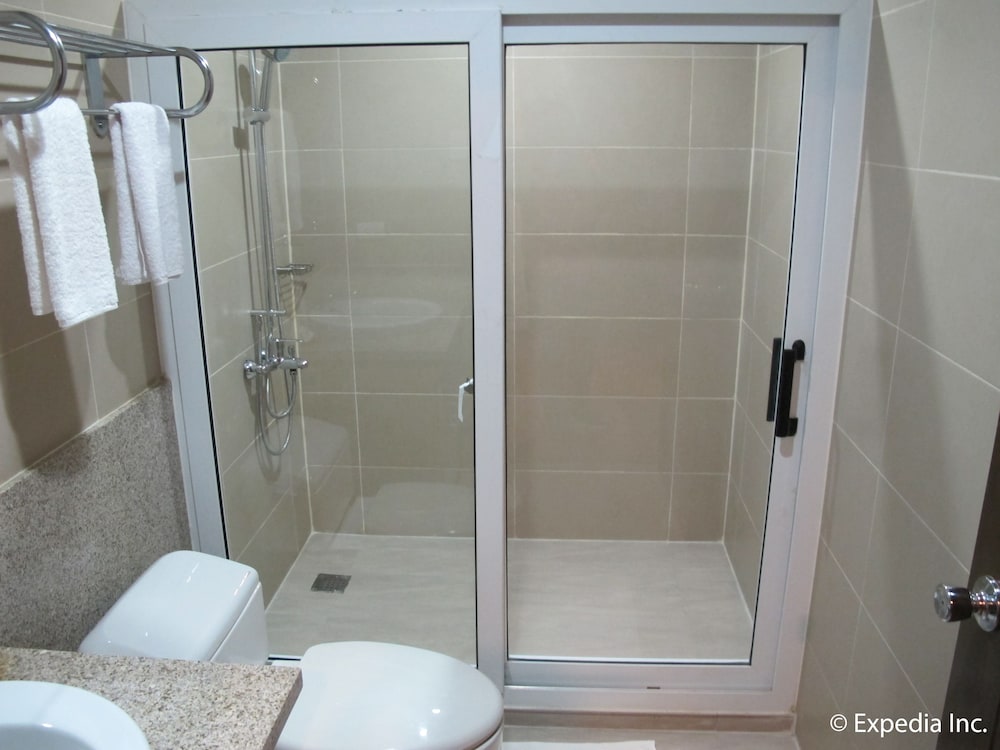 Фото Leope Hotel