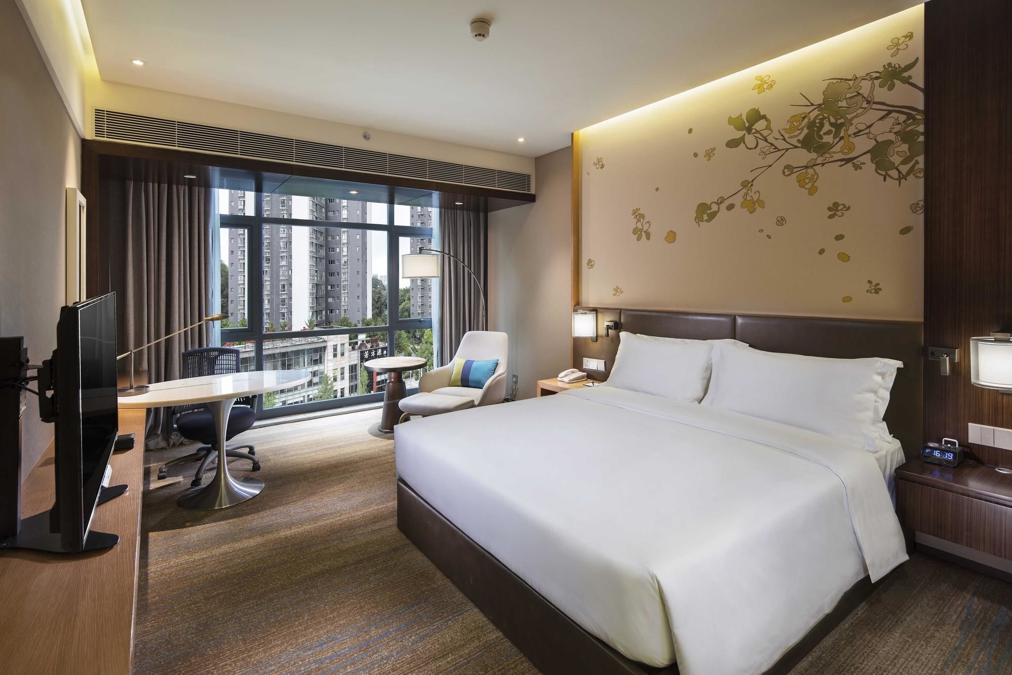 Фото Hilton Garden Inn Shiyan